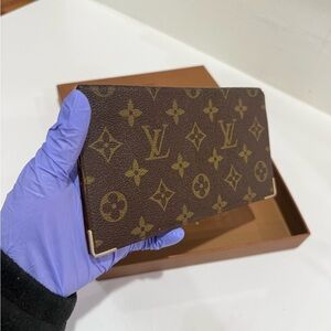 Louis Vuitton Monogram Wallet